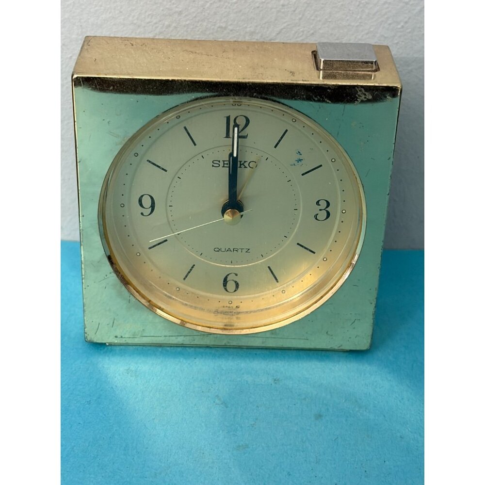 Vintage SEIKO SQUARE TRAVEL CLOCK QEJ150G NON WORKING 4 PARTS REPAIR